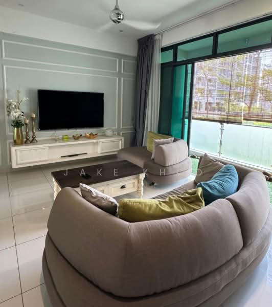 Kondominium untuk Disewa di The Light Collection III - Jake Khoo - Living Room - PropertyGuru.com.my