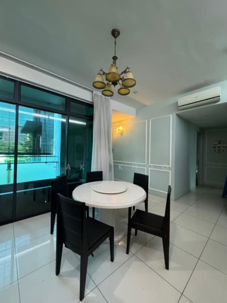 Kondominium untuk Disewa di The Light Collection III - Jake Khoo - Dining Room - PropertyGuru.com.my