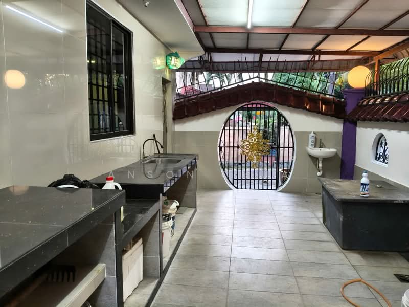 Rumah Teres 2 Tingkat untuk Dijual di Bandar Baru Permas Jaya (Permas Jaya) - Anson Chua - Kitchen - PropertyGuru.com.my