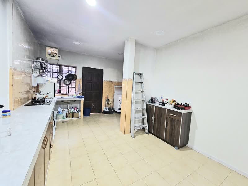 2-storey Terraced House for Sale in Saujana Puchong (Puchong) - Wendy Chin - Kitchen - PropertyGuru.com.my