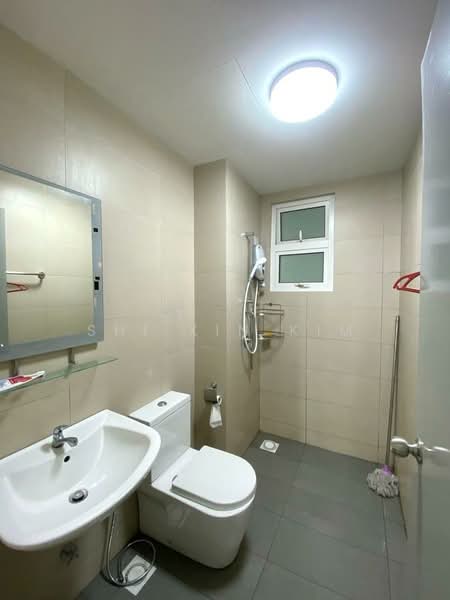 Servis Apartment untuk Dijual di TR Residence - Shi Xin Kim - Bathroom - PropertyGuru.com.my