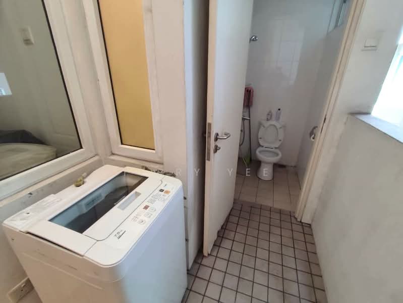 Condominium for Rent at Menara Bintang Goldhill - Terry Yee - Bathroom - PropertyGuru.com.my