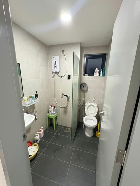 Kondominium untuk Disewa di Embayu - Abby Woo - Bathroom - PropertyGuru.com.my