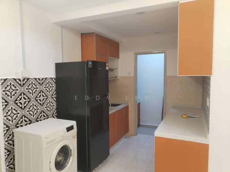 Apartment for Rent at Vista Pinggiran Apartment - Eddy Lee - Kitchen - PropertyGuru.com.my