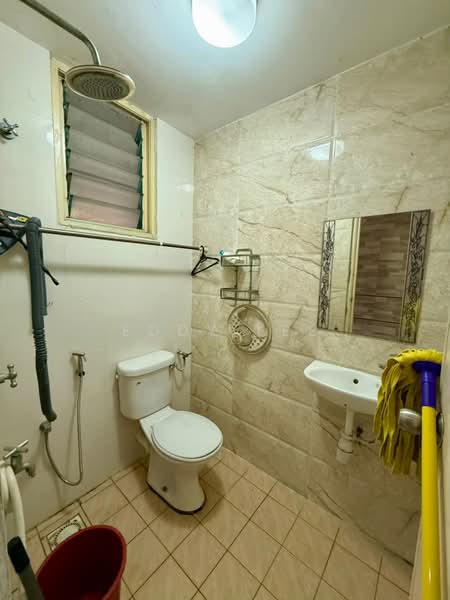 Pangsapuri untuk Dijual di Vista Pinggiran Apartment - Eddy Lee - Bathroom - PropertyGuru.com.my