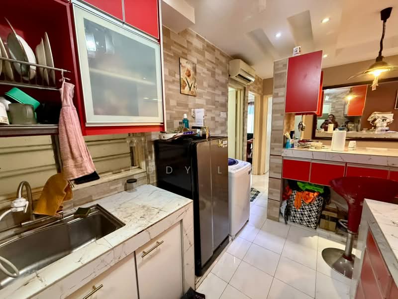 Pangsapuri untuk Dijual di Vista Pinggiran Apartment - Eddy Lee - Kitchen - PropertyGuru.com.my