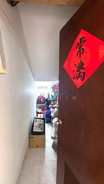 2-storey Terraced House for Sale in Taman Pelangi Indah (Ulu Tiram) - Karl Lim - Entrance - PropertyGuru.com.my