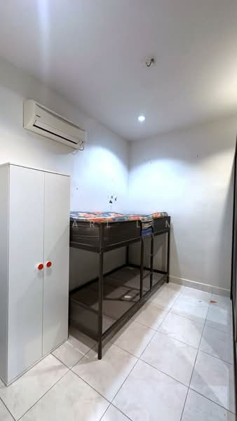 2-storey Terraced House for Sale in Taman Pelangi Indah (Ulu Tiram) - Karl Lim - Bedroom - PropertyGuru.com.my