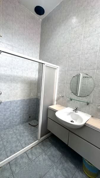 2-storey Terraced House for Sale in Taman Pelangi Indah (Ulu Tiram) - Karl Lim - Bathroom - PropertyGuru.com.my