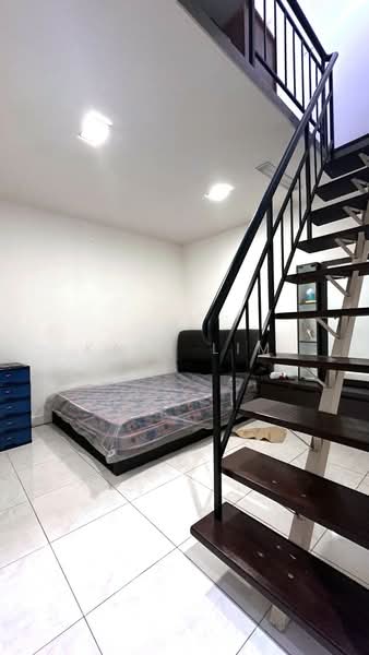 2-storey Terraced House for Sale in Taman Pelangi Indah (Ulu Tiram) - Karl Lim - Bedroom - PropertyGuru.com.my