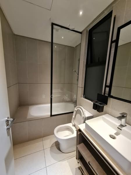Service Residence for Rent at Millerz Square Serviced Residence - BC TAN - Bathroom - PropertyGuru.com.my