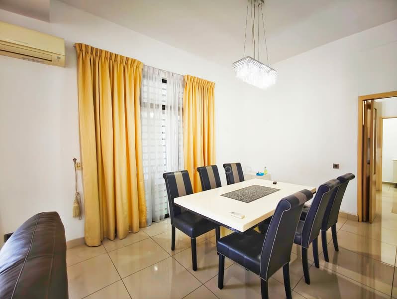Cluster House for Sale in Johor Bahru (Johor) - Jimmy Ooi - Dining Room - PropertyGuru.com.my