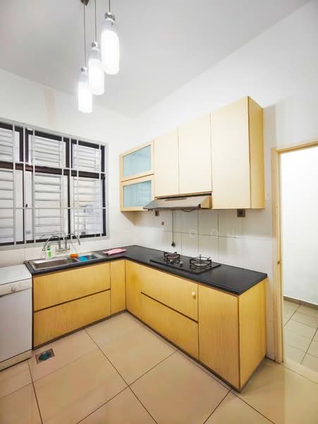 Cluster House for Sale in Johor Bahru (Johor) - Jimmy Ooi - Kitchen - PropertyGuru.com.my