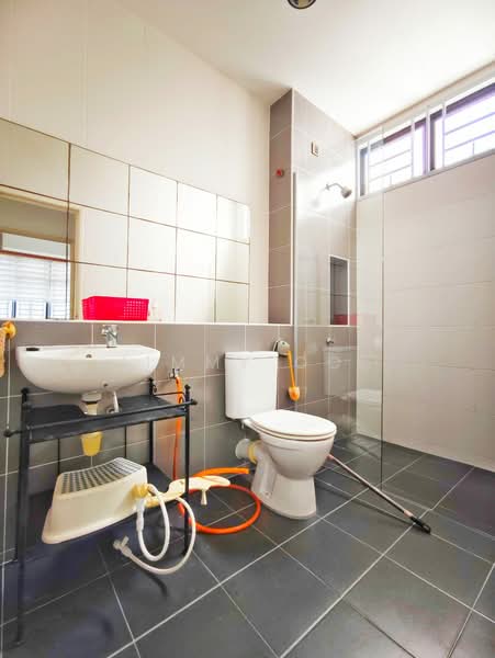 Cluster House for Sale in Johor Bahru (Johor) - Jimmy Ooi - Bathroom - PropertyGuru.com.my