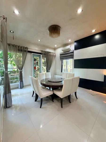 Semi-Detached House for Sale in Ampang Jaya (Ampang) - KF Kuan - Dining Room - PropertyGuru.com.my