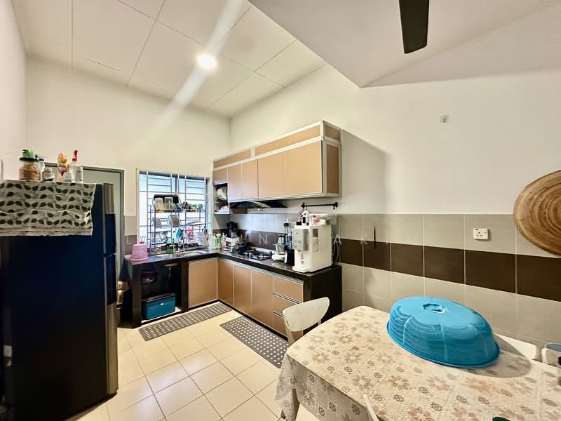 1-storey Terraced House for Sale in Shah Alam (Selangor) - Lukman Hakim - PropertyGuru.com.my
