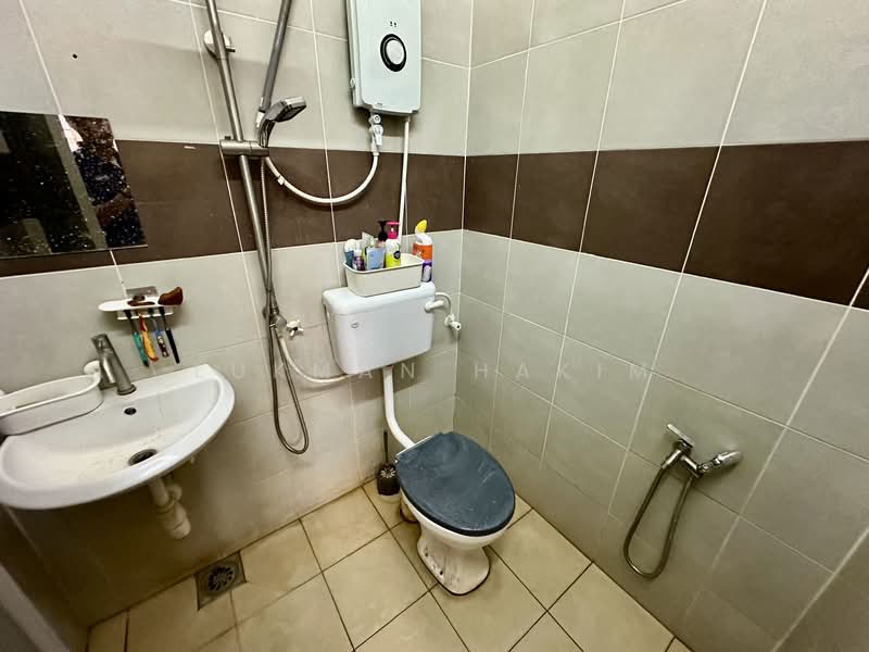 1-storey Terraced House for Sale in Shah Alam (Selangor) - Lukman Hakim - PropertyGuru.com.my