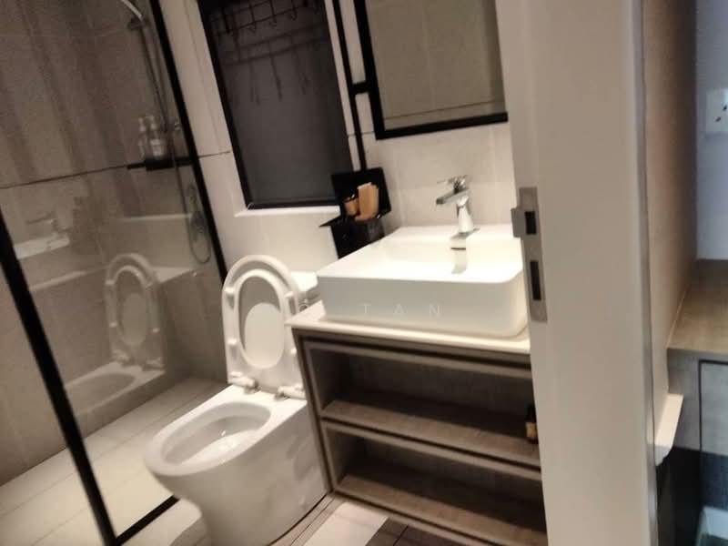 Service Residence for Rent at Millerz Square Serviced Residence - BC TAN - Bathroom - PropertyGuru.com.my