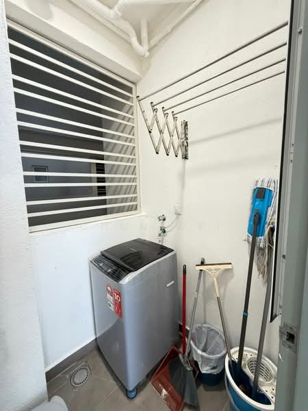 Service Residence for Rent at Pinnacle Sri Petaling - Chun Wei - Balcony - PropertyGuru.com.my