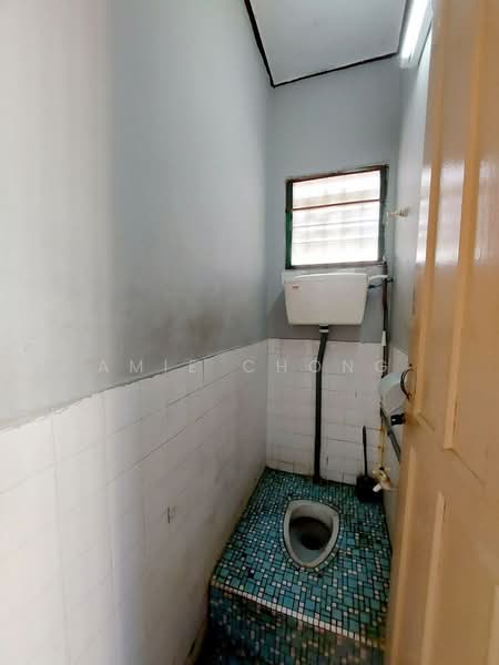 Rumah Teres 1 Tingkat untuk Dijual di Taman Mewah (Ipoh) - Amie Chong - Bathroom - PropertyGuru.com.my
