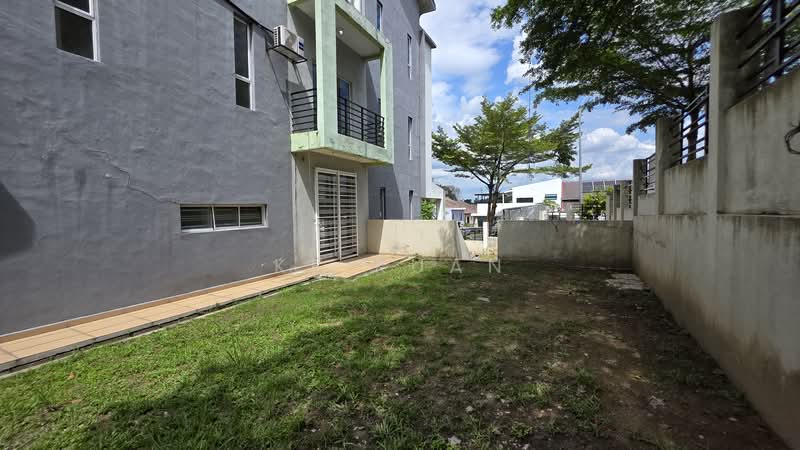 3-storey Terraced House for Sale in D'impian Tropika (Balakong) - KF Kuan - PropertyGuru.com.my