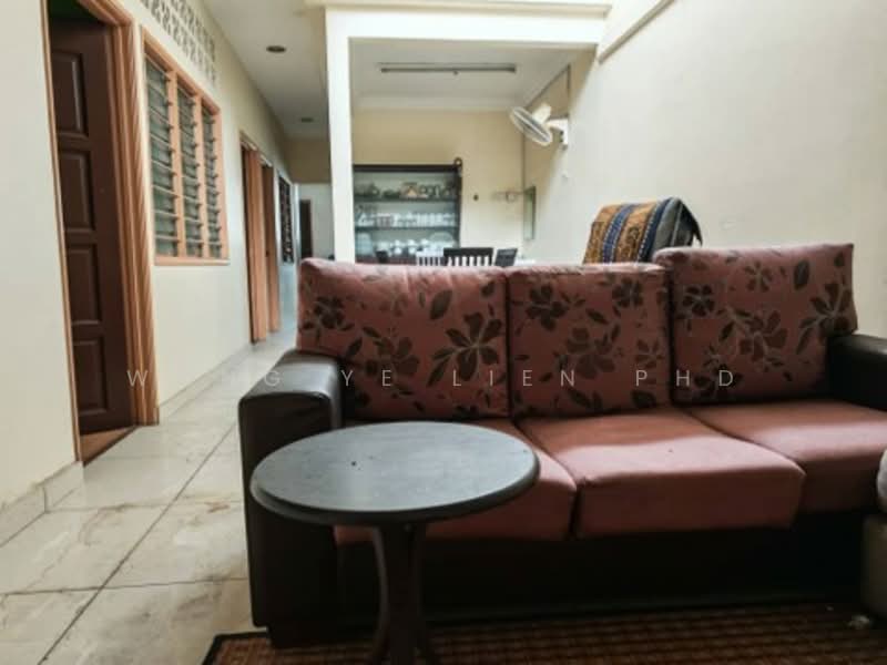 1-storey Terraced House for Sale in Klang (Selangor) - Wong Ye Lien PhD - Living Room - PropertyGuru.com.my