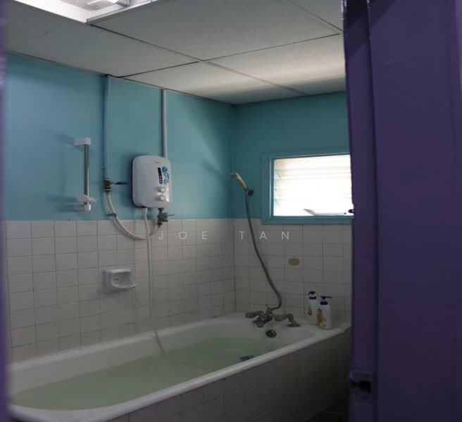 Bungalow for Sale in Titiwangsa (Kuala Lumpur) - Joe Tan - Bathroom - PropertyGuru.com.my