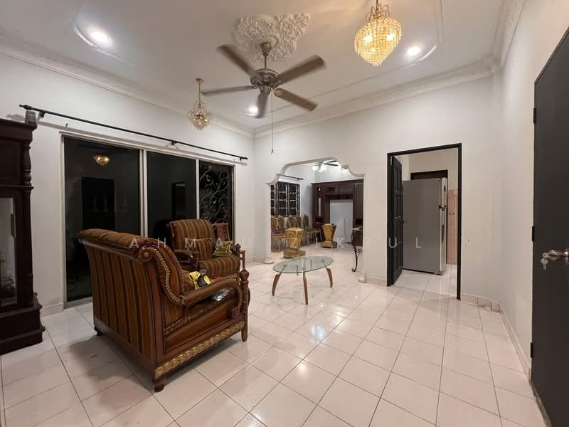 Semi-Detached House for Sale in Gombak (Selangor) - Ahmad Zikrul - Living Room - PropertyGuru.com.my