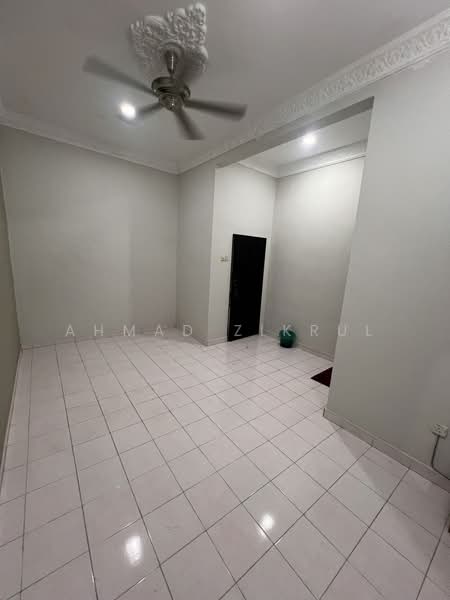 Semi-Detached House for Sale in Gombak (Selangor) - Ahmad Zikrul - Interior - PropertyGuru.com.my