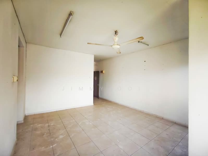 Flat for Sale at Stulang Laut - Jimmy Ooi - Interior - PropertyGuru.com.my