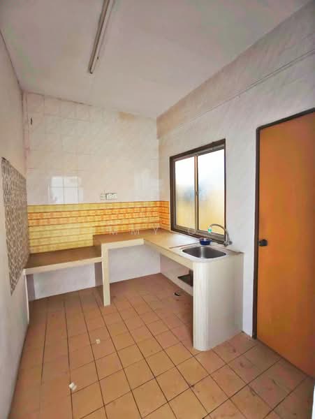 Flat for Sale at Stulang Laut - Jimmy Ooi - Kitchen - PropertyGuru.com.my