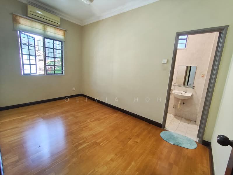 Rumah Teres untuk Dijual di Bandar Kinrara Seksyen 1 (Bandar Kinrara) - Olivia Hoh - PropertyGuru.com.my