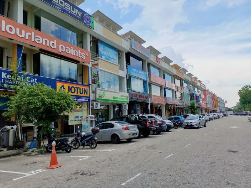 Shop for Sale in Bandar Saujana Putra (Tanjong Duabelas) - Ho Su Jian - Exterior - PropertyGuru.com.my