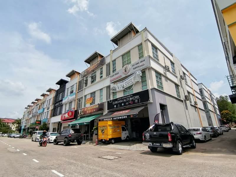 Shop for Sale in Bandar Saujana Putra (Tanjong Duabelas) - Ho Su Jian - Exterior - PropertyGuru.com.my
