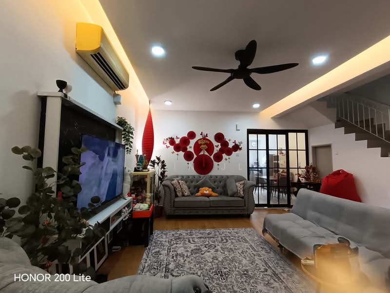 Rumah Teres 2 Tingkat untuk Dijual di Desa Coalfields (Ijok) - Chin JL - Living Room - PropertyGuru.com.my