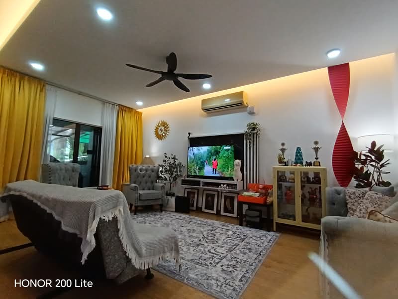 Rumah Teres 2 Tingkat untuk Dijual di Desa Coalfields (Ijok) - Chin JL - Living Room - PropertyGuru.com.my