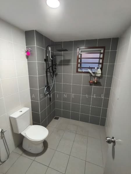 2-storey Terraced House for Rent in Kuala Selangor (Selangor) - Jasmine Lee - Bathroom - PropertyGuru.com.my