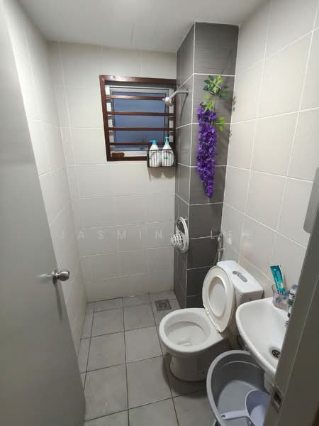 2-storey Terraced House for Rent in Kuala Selangor (Selangor) - Jasmine Lee - Bathroom - PropertyGuru.com.my