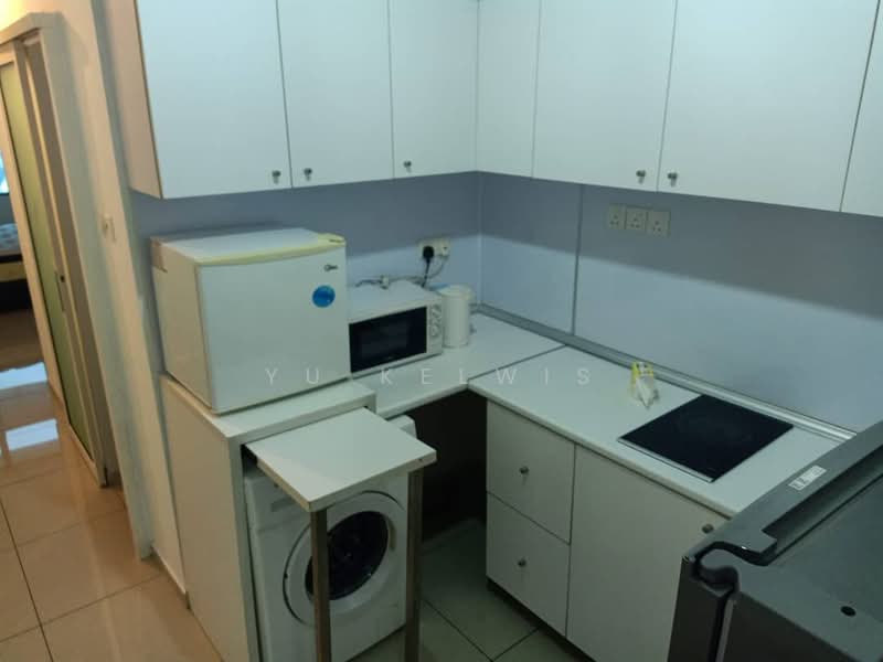 Servis Apartment untuk Disewa di Centrestage Designer Suite - Yu Kelwis - Kitchen - PropertyGuru.com.my