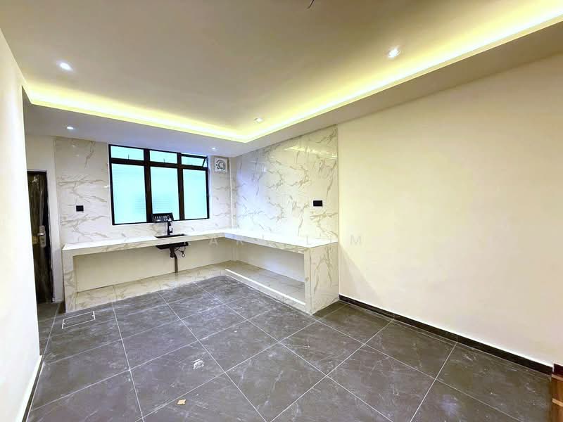 2-storey Terraced House for Sale in Bukit Indah (Iskandar Puteri (Nusajaya)) - Karl Lim - Kitchen - PropertyGuru.com.my