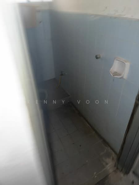 Shop for Rent in SS 3, Taman Universiti (Petaling Jaya) - Kenny Voon - Bathroom - PropertyGuru.com.my
