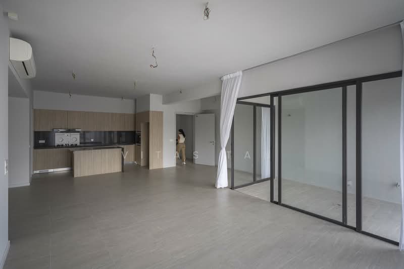 Condominium for Sale at Utamara Boutique Residences - Vitas Tan - Kitchen - PropertyGuru.com.my