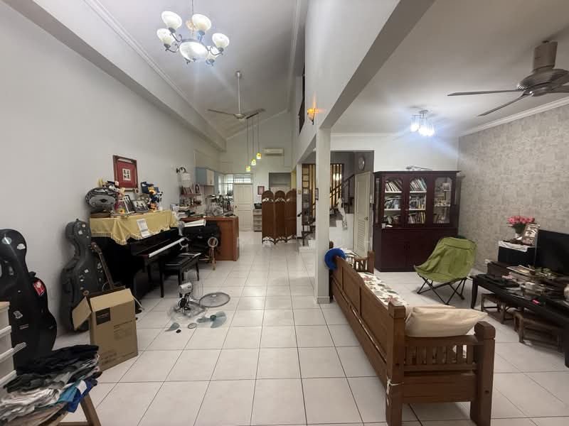 1.5-storey Terraced House for Sale in Taman Molek (Johor Bahru) - Cora Loh - PropertyGuru.com.my