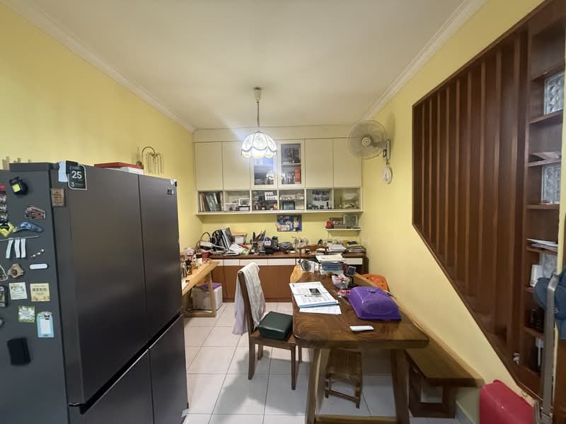 1.5-storey Terraced House for Sale in Taman Molek (Johor Bahru) - Cora Loh - PropertyGuru.com.my