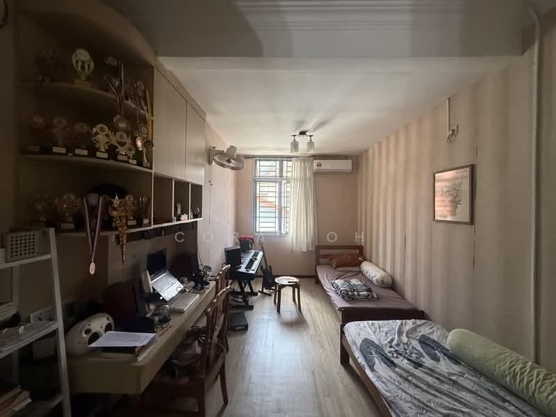 1.5-storey Terraced House for Sale in Taman Molek (Johor Bahru) - Cora Loh - PropertyGuru.com.my