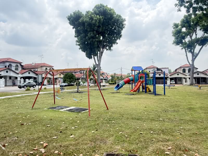 1.5-storey Terraced House for Sale in Taman Molek (Johor Bahru) - Cora Loh - PropertyGuru.com.my