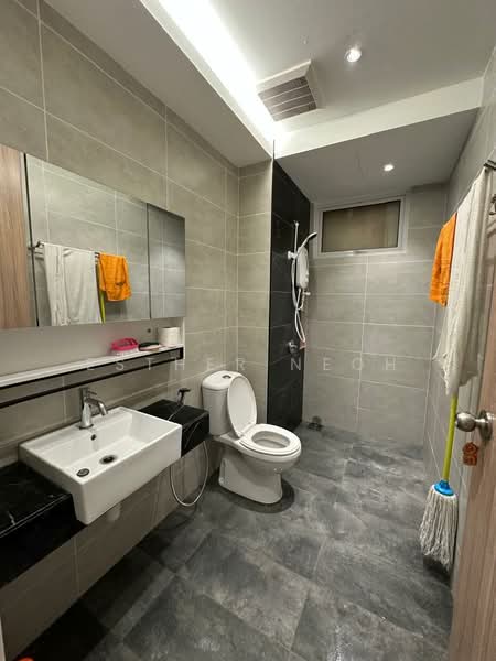 Condominium for Rent at QuayWest Residence - Esther Neoh - Bathroom - PropertyGuru.com.my
