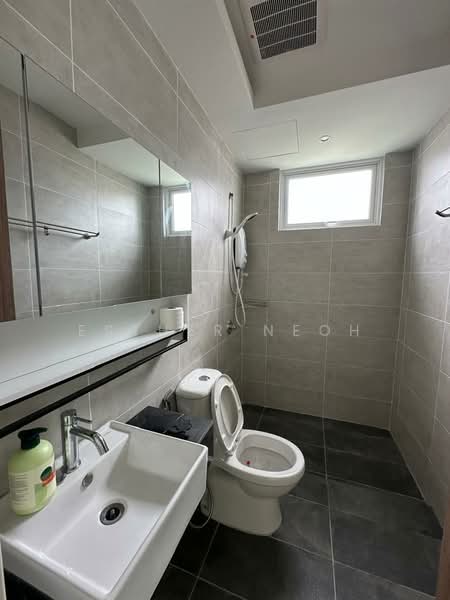 Condominium for Rent at QuayWest Residence - Esther Neoh - Bathroom - PropertyGuru.com.my