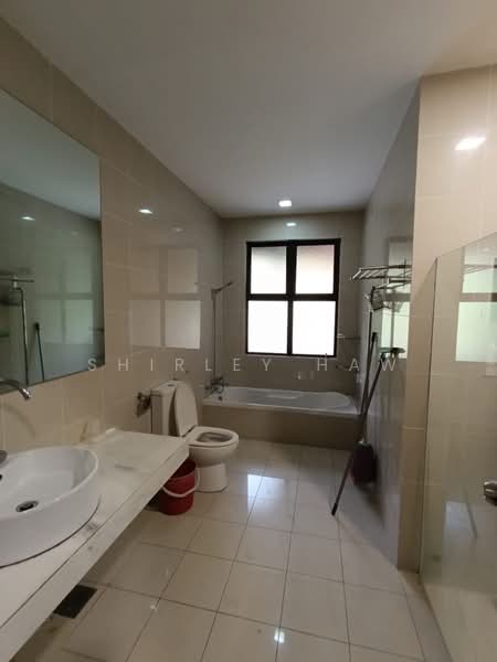Rumah Berkembar untuk Dijual di Leisure Farm (Gelang Patah) - Shirley Haw - PropertyGuru.com.my