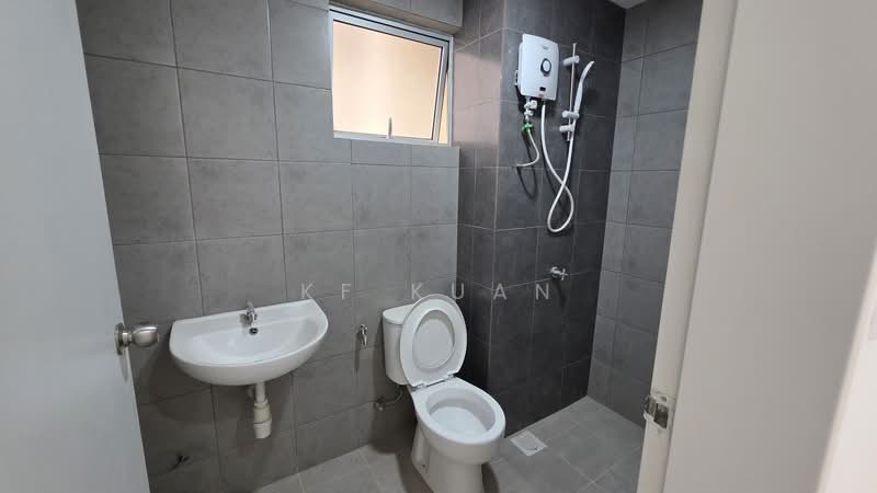 Condominium for Rent at Residensi Sateria - KF Kuan - Bathroom - PropertyGuru.com.my